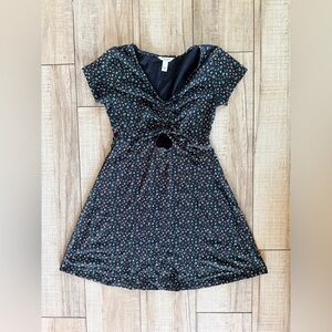 Arizona Jean Co Black Ditsy Floral Mini Dress Size M Ruched Cutout Cap Sleeve